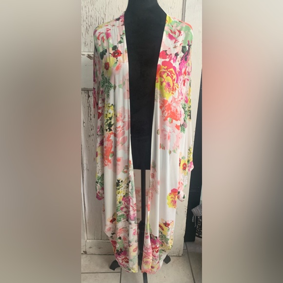 Beautiful Colors come together for this On The Road….KIMOMO. - Picture 5 of 6